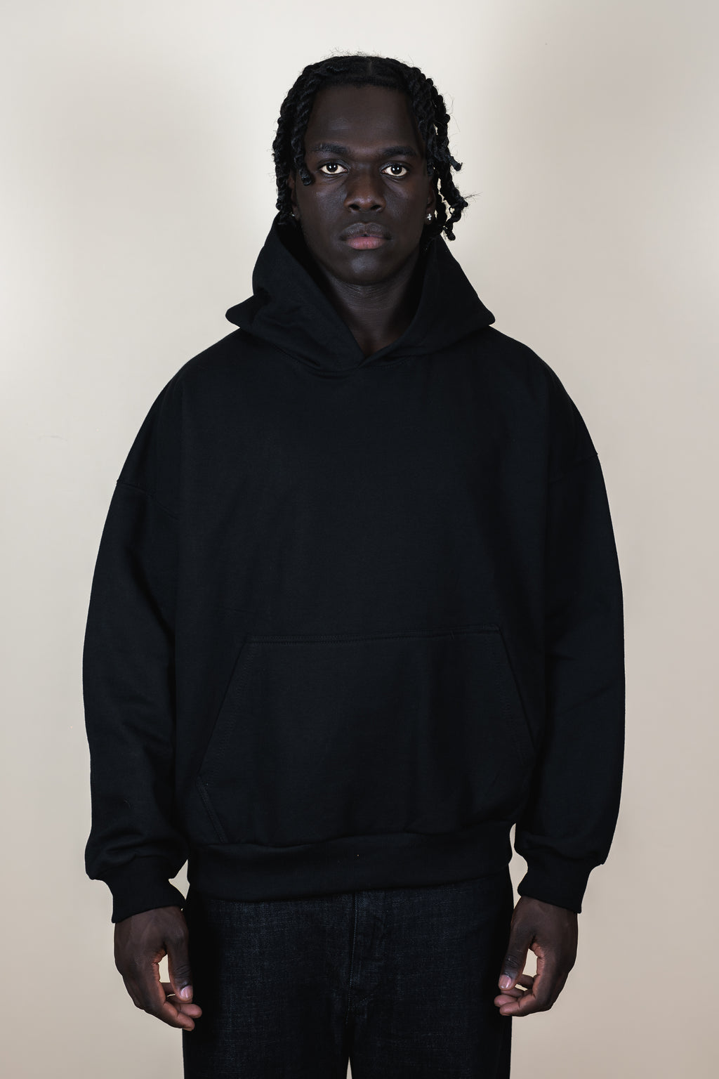 Hoodie black Bo basic - Bo world edition