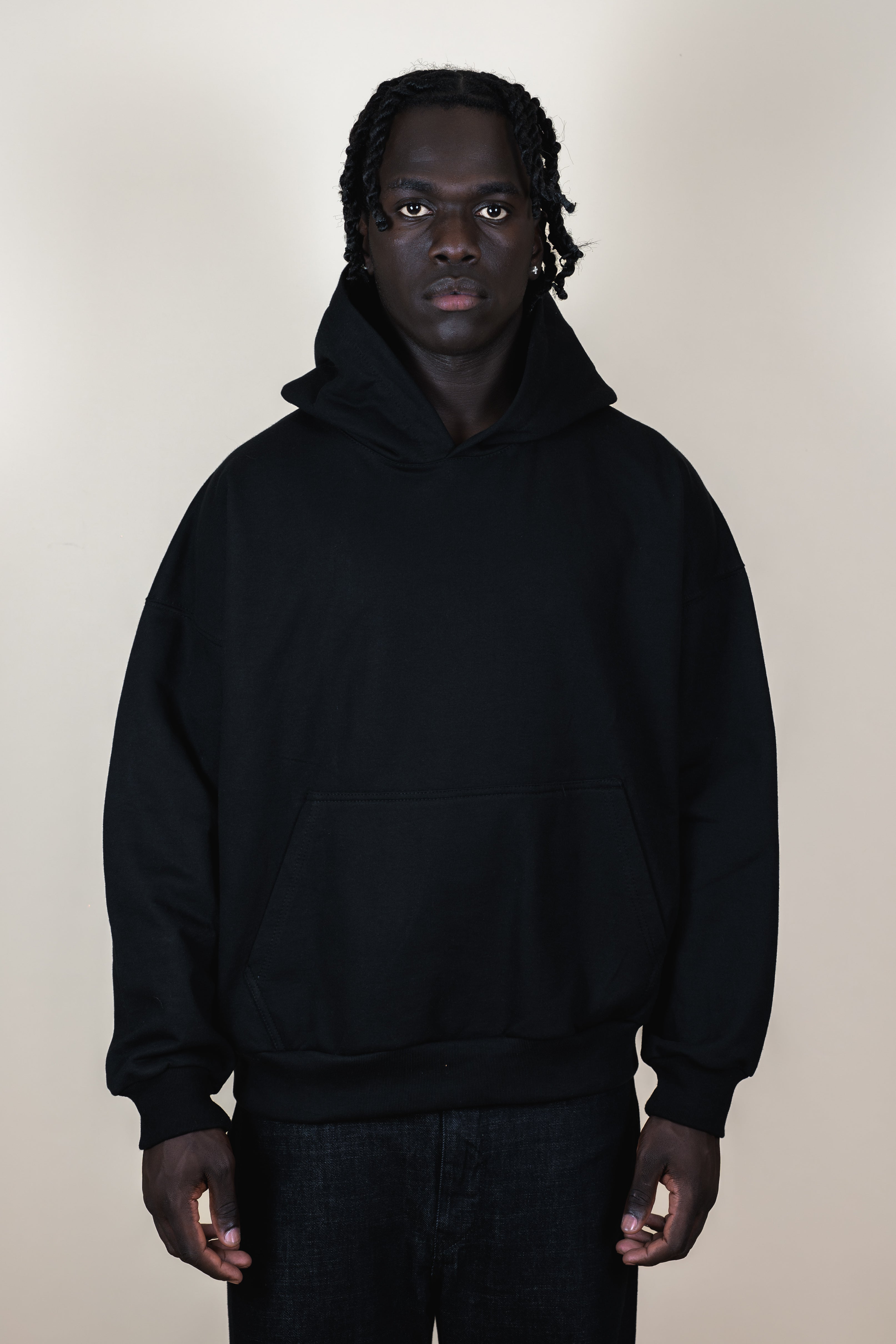 Hoodie black Bo basic - Bo world edition