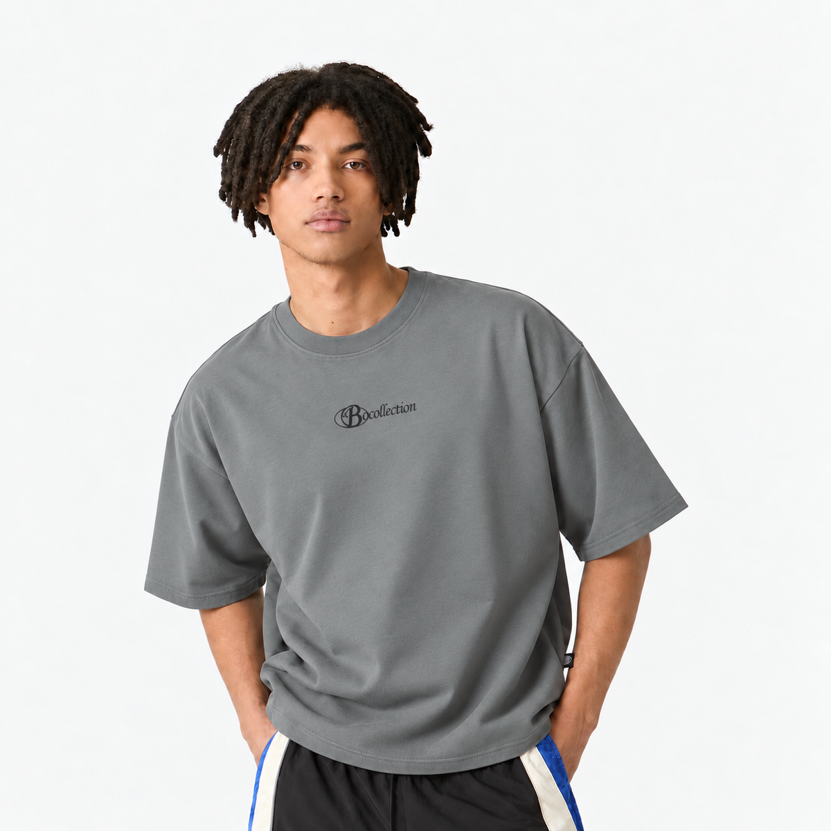 3D logo worldtrip soft grey — detalle