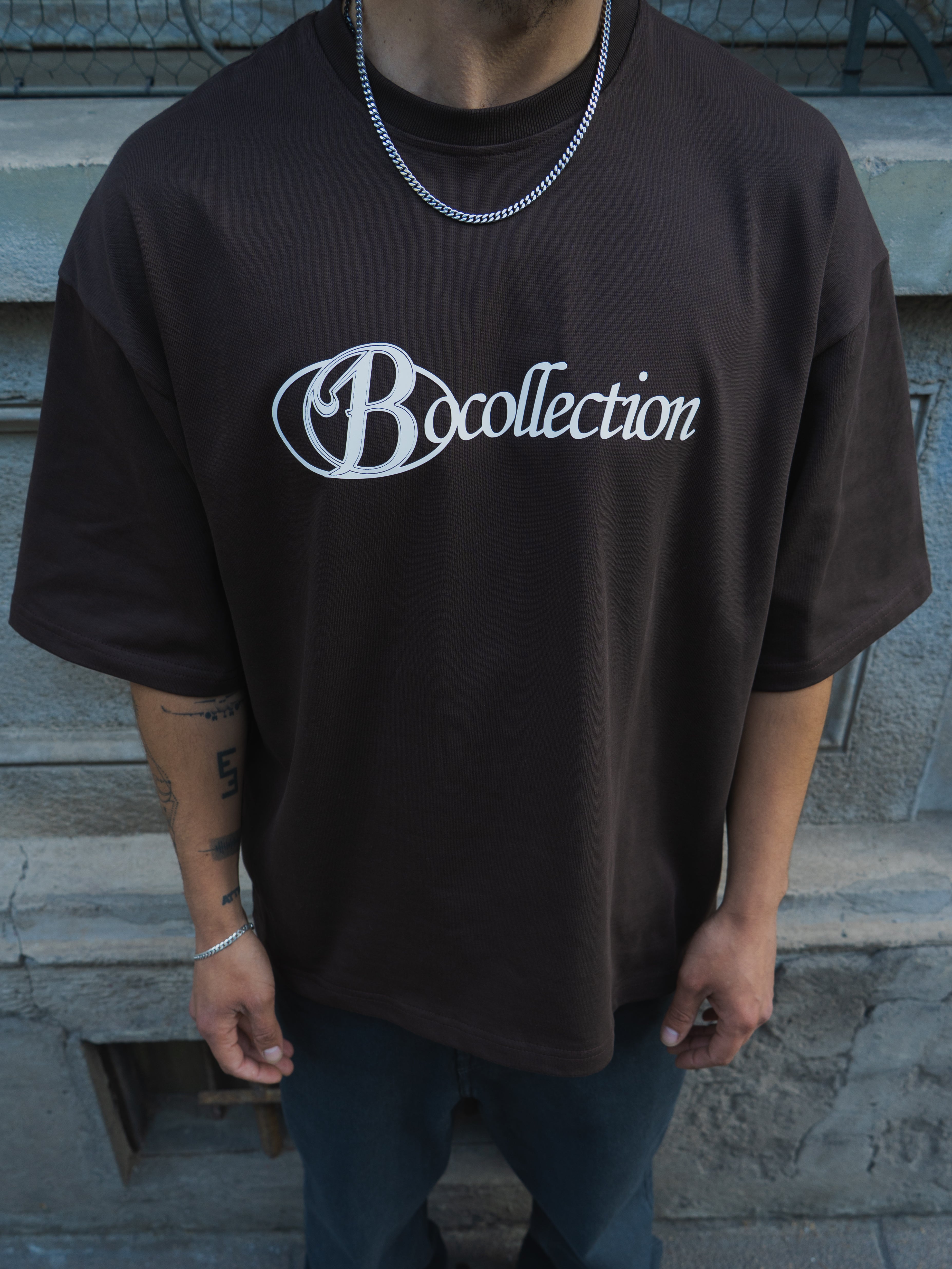 Polera heavycotton brown big logo 3D