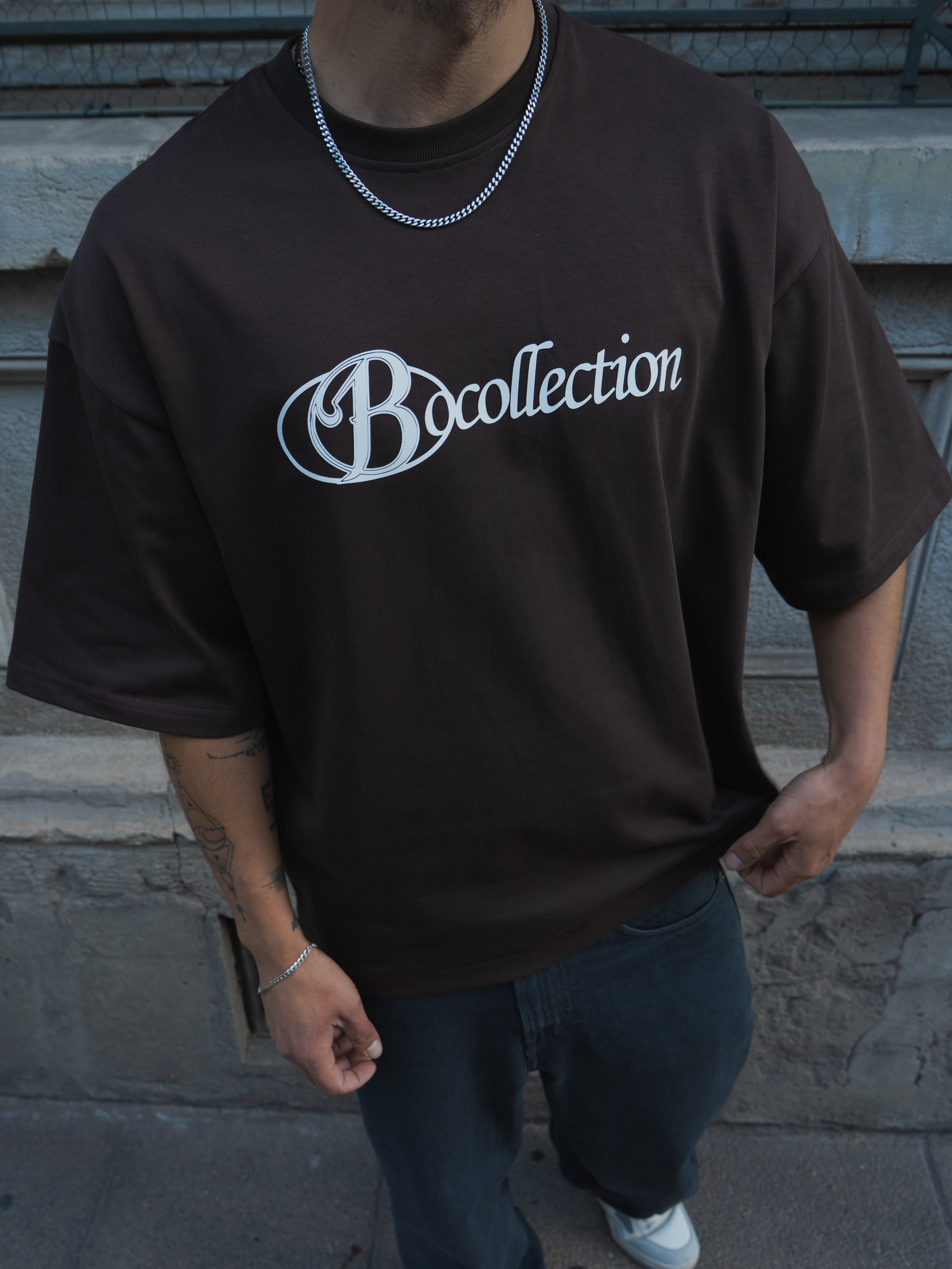 Polera heavycotton brown big logo 3D