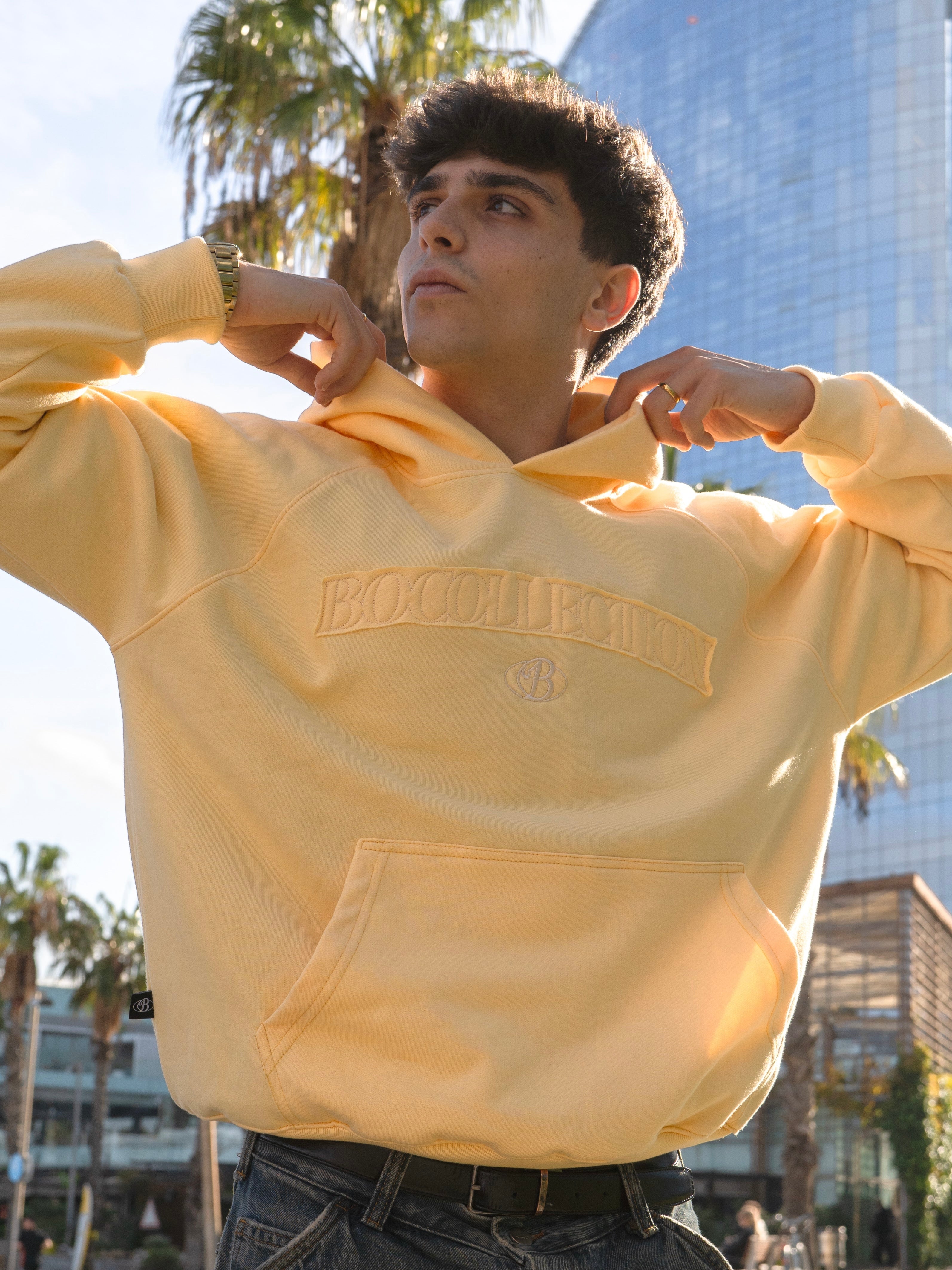 Hoodie essential soft yellow