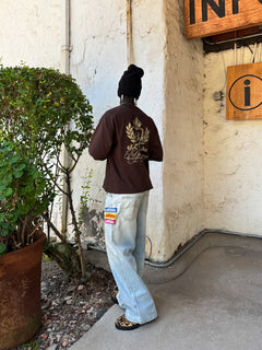 Polera marrón escudo Bo worldtrip algodón grueso - BO COLLECTION ®