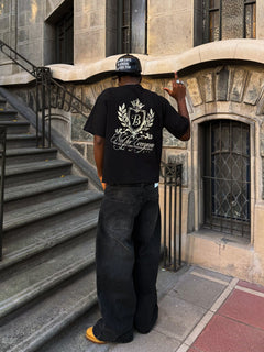 Polera negra escudo Bo worldtrip algodón grueso - BO COLLECTION ®