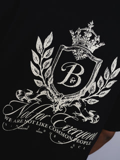 Polera negra escudo Bo worldtrip algodón grueso - BO COLLECTION ®